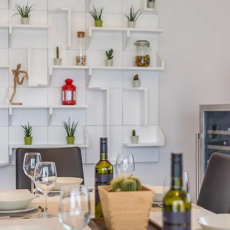 Paolo By Interhome