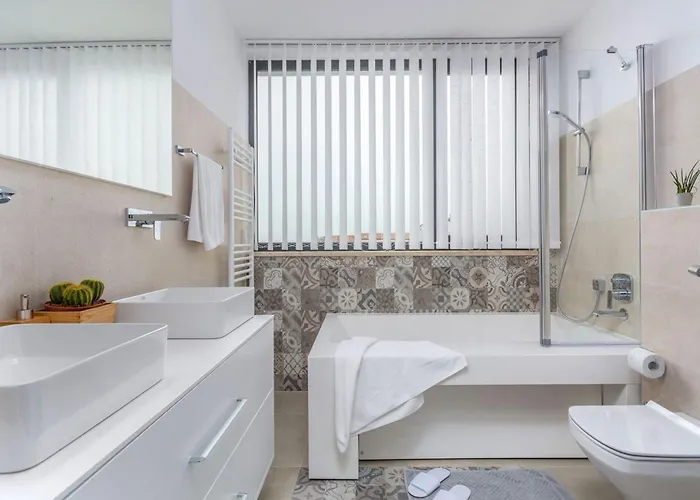 Paolo By Interhome *