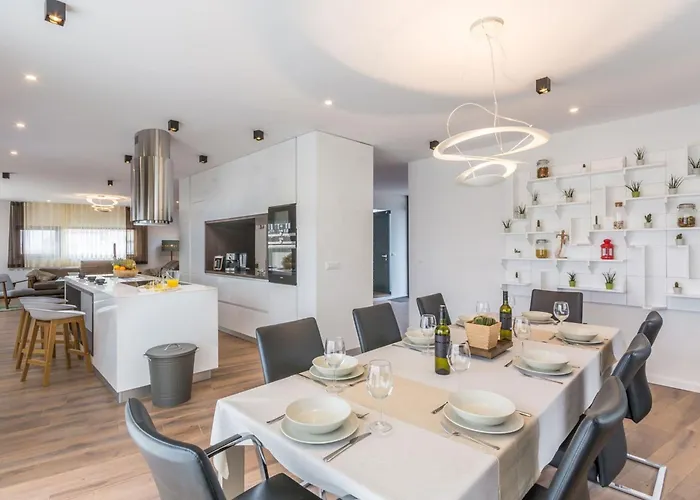 Paolo By Interhome